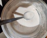 A picture of step 3 of Vanilla pan cake.