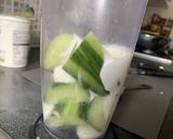 Foto del paso 2 de la receta: Sopa fría de yogur y pepino