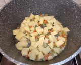 Foto del passaggio 2 della ricetta Zuppa di orzo perlato e patate