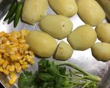 A picture of step 2 of Stuffed Capsicum.