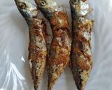 Foto langkah ke 4 dari resep Ikan Goreng Ketumbar.