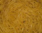 Foto del paso 1 de la receta: Espaguetis con queso y crema de leche