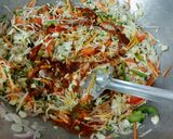 A picture of step 3 of Schezwan vegetable noodles.