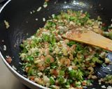 A picture of step 3 of Chinese restaurant style spicy veg manchow soup.