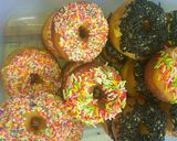 Foto langkah ke 7 dari resep Donat jadul, donat warung, tanpa susu.