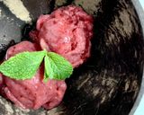 Foto del paso 4 de la receta: Helado saludable de fresa y plátano con vainilla (fácil y rápido)