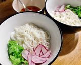 Hình bước làm 3 của món Bún Trộn Bò Cuốn Lá Lốt Xiên Que Nướng