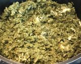 Foto del paso 3 de la receta: Arroz cremoso con espinacas y queso enmental