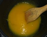 Foto del paso 2 de la receta: Mousse de chocolate con coulis de fresa y mango