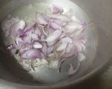 A picture of step 1 of Aloo gosht.