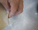 Foto del paso 2 de la receta: Tarta de choclo, berenjena y zanahoria con masa integral