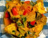 Foto langkah ke 7 dari resep Ayam kemangi bumbu kuning.