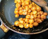 A picture of step 4 of Makhana Sweet.