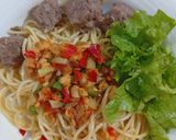 Foto langkah ke 4 dari resep Saikoro steak dengan spaghetti.