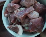 A picture of step 2 of Palak Gosht.