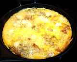 Foto del paso 2 de la receta: Tortilla de col blanco al Jerez