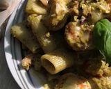 Une image de l'étape 7 de Pasta Scampis et Pesto de Pistaches.