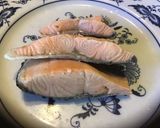 A picture of step 2 of California Farm Poached Salmon Hollandaise.