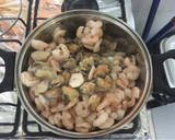 Foto del paso 1 de la receta: Ceviche chorito-camarón