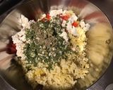 Une image de l'étape 7 de Salade de riz épicé aux tomates, laitue rouge et feta sauce melfor.