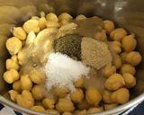 A picture of step 3 of Hummus with Tahini.