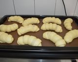 Foto langkah ke 6 dari resep Resep Roti Dasar Tanpa Ulen Tanpa Mikser.
