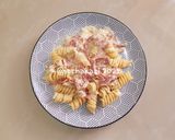 Foto langkah ke 4 dari resep Pasta Fusilli Carbonara.