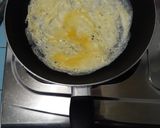 Foto langkah ke 2 dari resep Nasi Goreng Bekal Sekolah.