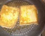 A picture of step 3 of Simple bread toast.
