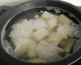 Foto del paso 1 de la receta: Ensalada de yuca y aguacate con mayonesa de hierbabuena