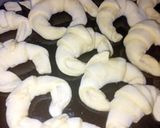 Foto del paso 4 de la receta: Medialunas dulces, sin manteca