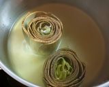 Foto del paso 4 de la receta Alcachofas con patata y huevos escalfados con foie gras de pato