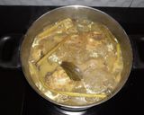 Foto langkah ke 3 dari resep Ayam Ungkep Bumbu Kuning Wangi Rempah.
