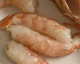 Foto del paso 2 de la receta: Cóctel de mariscos con fruta