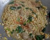 Foto langkah ke 4 dari resep Mie Telur Tek-tek (Kuah Nyemek).