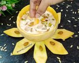 A picture of step 3 of Muskmelon Milkshakes.