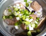 Foto langkah ke 3 dari resep Terong Tahu Pong Kuah Santan.