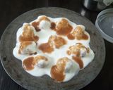 A picture of step 5 of Dahi bhalla.