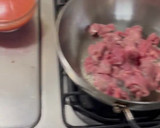 Foto del paso 2 de la receta: Huevos Revueltos, Bistec y Frijoles Negros Refritos