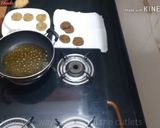 A picture of step 4 of Veg cutlets with methi and palak.