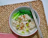 Foto langkah ke 5 dari resep Pangsit Kuah Homemade (Chicken Wonton Soup).