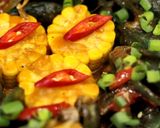Foto langkah ke 13 dari resep Kerang Hijau Saos Padang Mix Jagung.
