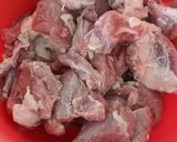 A picture of step 1 of Grilled Lamb kebabs.