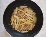 Foto langkah ke 4 dari resep Tumis Jagung Muda Ayam Jamur.