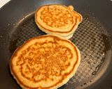 A picture of step 5 of 🥞 Eggless Banana Pancakes 🥞.