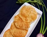 ফুলকো লুচি রেসিপির ধাপ 4 ছবি