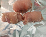 Foto del paso 1 de la receta: Rollitos de pechuga de pollo con papas
