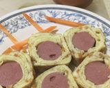 Foto langkah ke 4 dari resep Telor dadar gulung sosis.