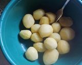 Foto langkah ke 1 dari resep Stik Kentang Keju.