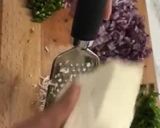 A picture of step 2 of Paneer potato paratha.